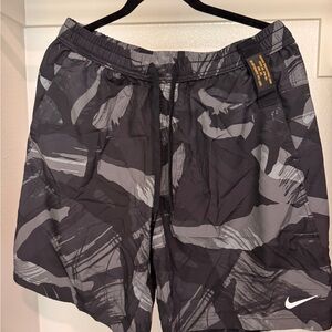 Nike Form Dri-FIT Black and Gray Shorts